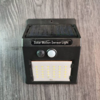 Светодиодный светильник на солнечных батареях с датчиком движения IP65 10W 